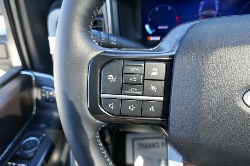 New 2026 Ford F350 Platinum w/ FX4 Off-Road Package image 17