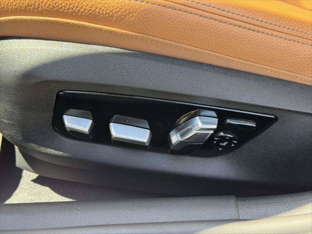 Used 2023 BMW M550i xDrive w/ Executive Package AWD/4WD image 22
