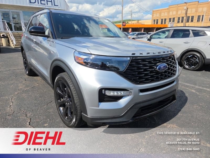 Used 2023 Ford Explorer ST-Line w/ Class IV Trailer Tow Package AWD/4WD image 1