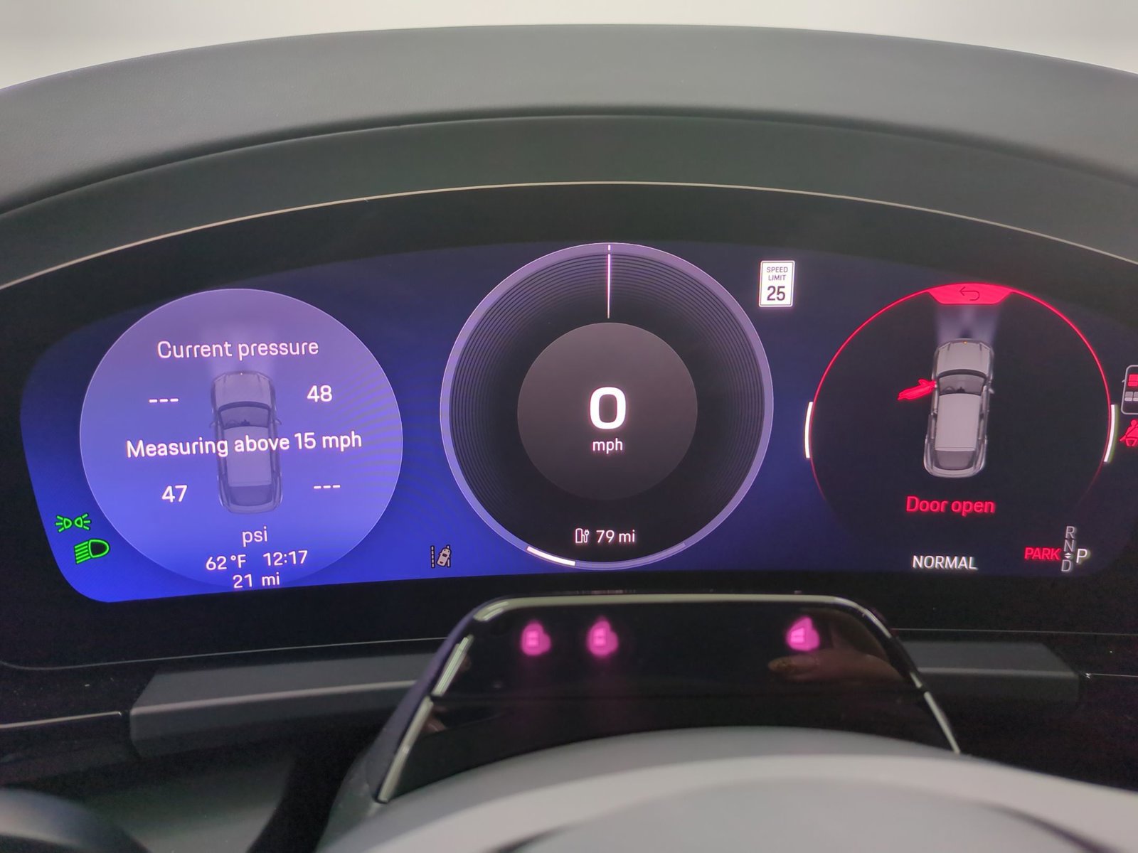 New 2026 Porsche Macan 4 Electric AWD/4WD image 11