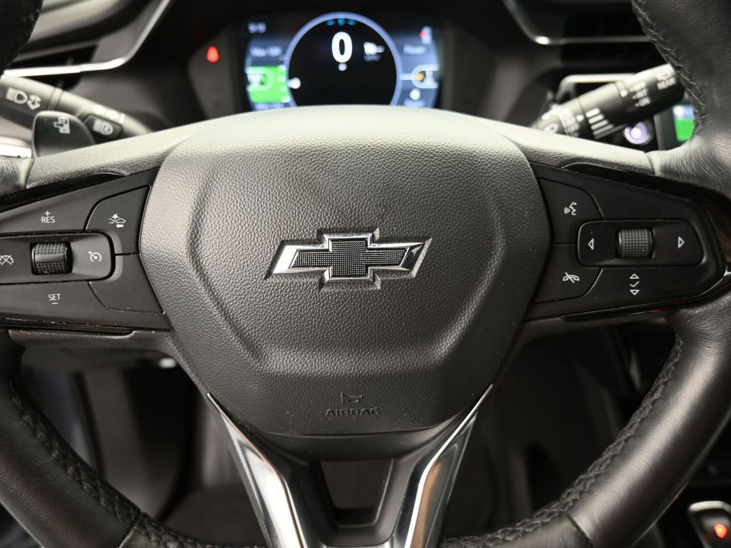 Used 2022 Chevrolet Bolt EUV LT w/ Convenience Package image 24