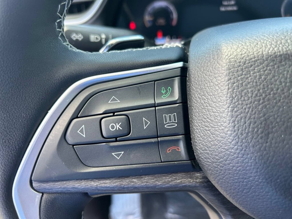 Certified 2024 Jeep Grand Cherokee Limited RWD image 47