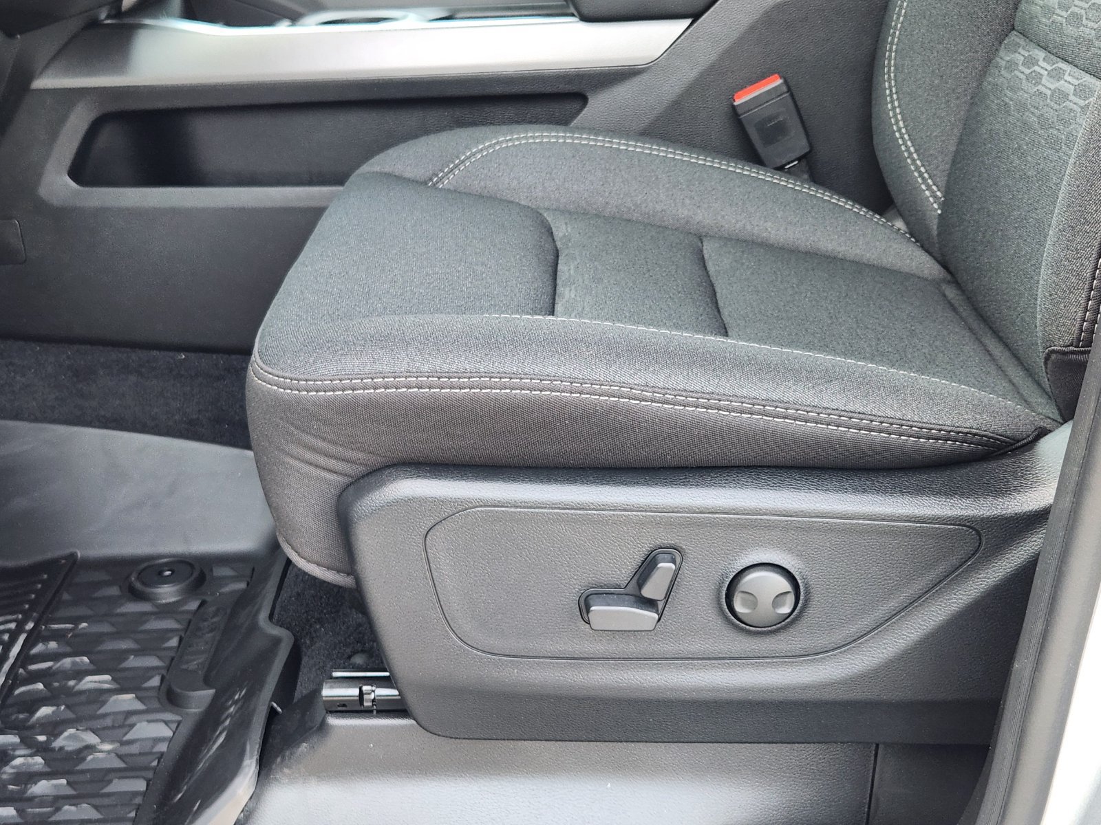 New 2026 RAM 1500 Lone Star AWD/4WD image 23