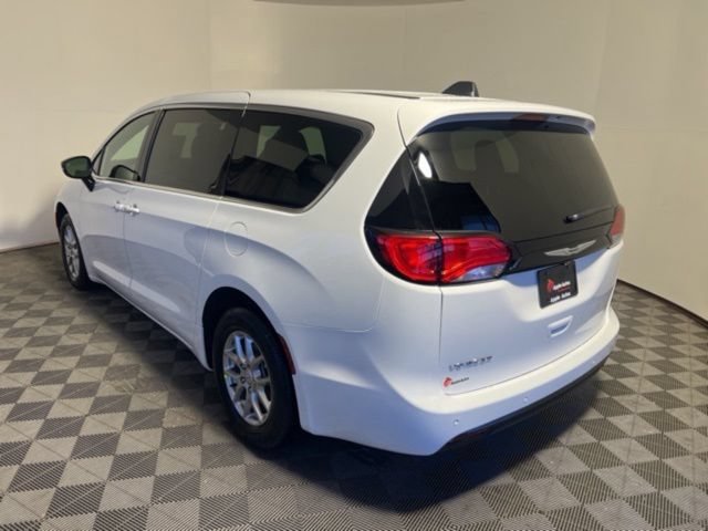 New 2026 Chrysler Voyager LX FWD image 6