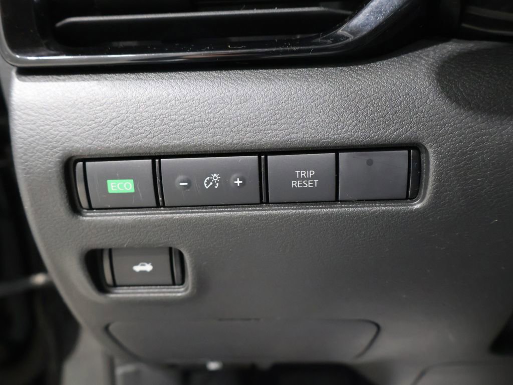 Used 2020 Nissan Sentra SV w/ Electronics Package image 31