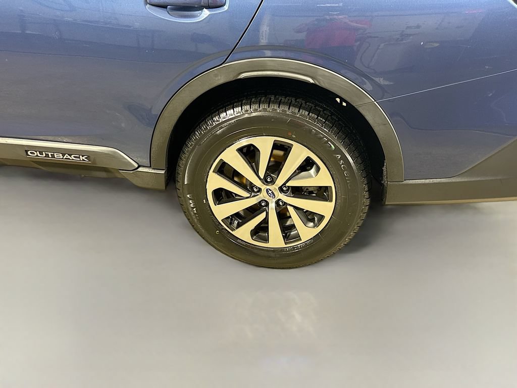 Used 2022 Subaru Outback Premium AWD/4WD image 29