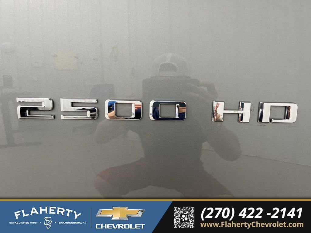 Used 2024 Chevrolet Silverado 2500 LT AWD/4WD image 20