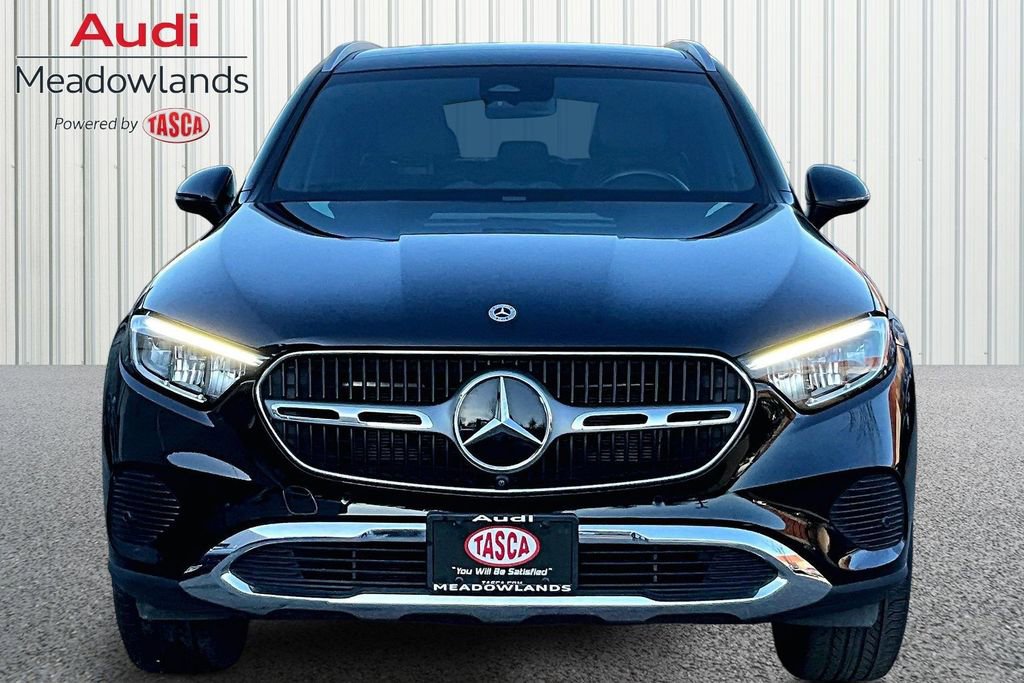 Used 2024 Mercedes-Benz GLC 300 4MATIC image 2