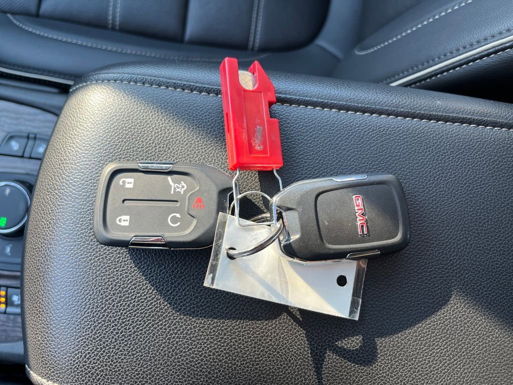 Used 2022 GMC Acadia Denali w/ Denali Ultimate Package image 31