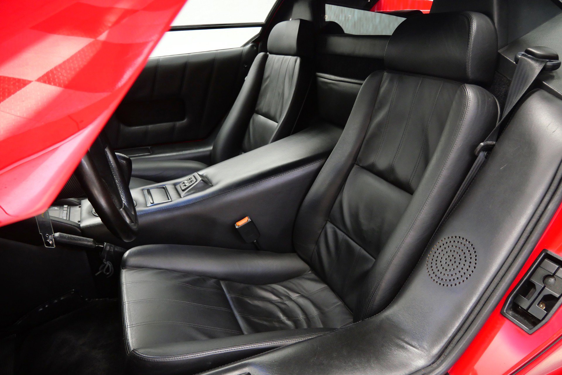 Used 1989 Lamborghini Countach Coupe RWD image 24