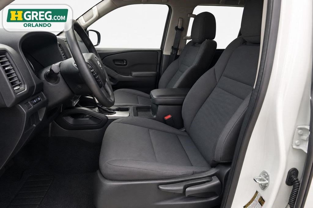 Used 2024 Nissan Frontier S RWD image 10