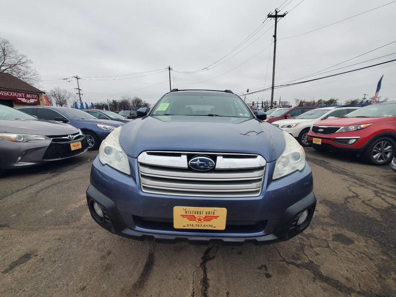 Used 2014 Subaru Outback 2.5i Premium AWD/4WD image 8