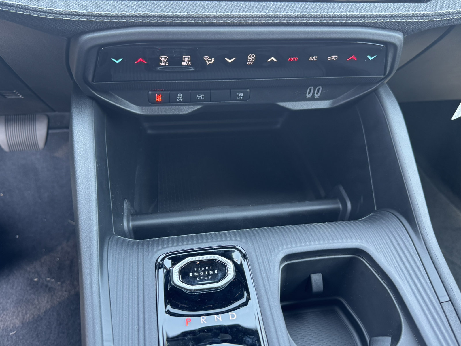 New 2026 Jeep Cherokee Limited AWD/4WD image 29