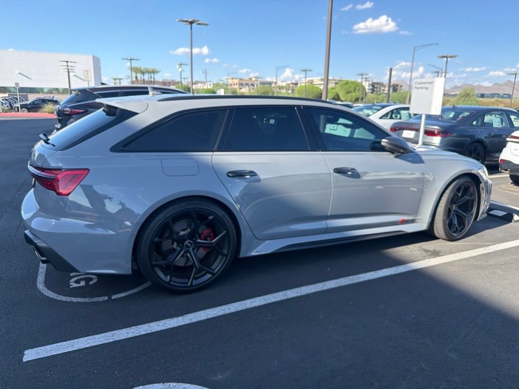 Used 2024 Audi RS 6 performance AWD/4WD image 7