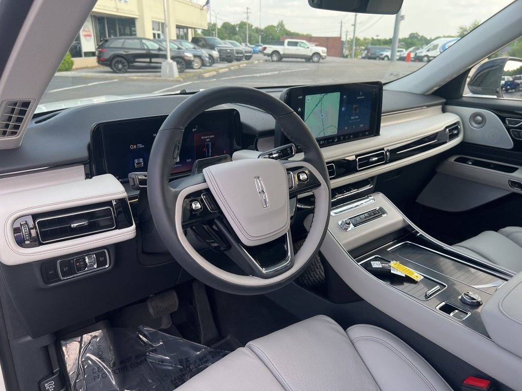 New 2025 Lincoln Aviator Reserve w/ Equipment Group 201A image 26