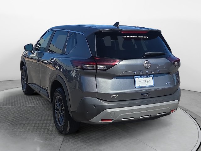 Used 2023 Nissan Rogue S AWD/4WD image 3