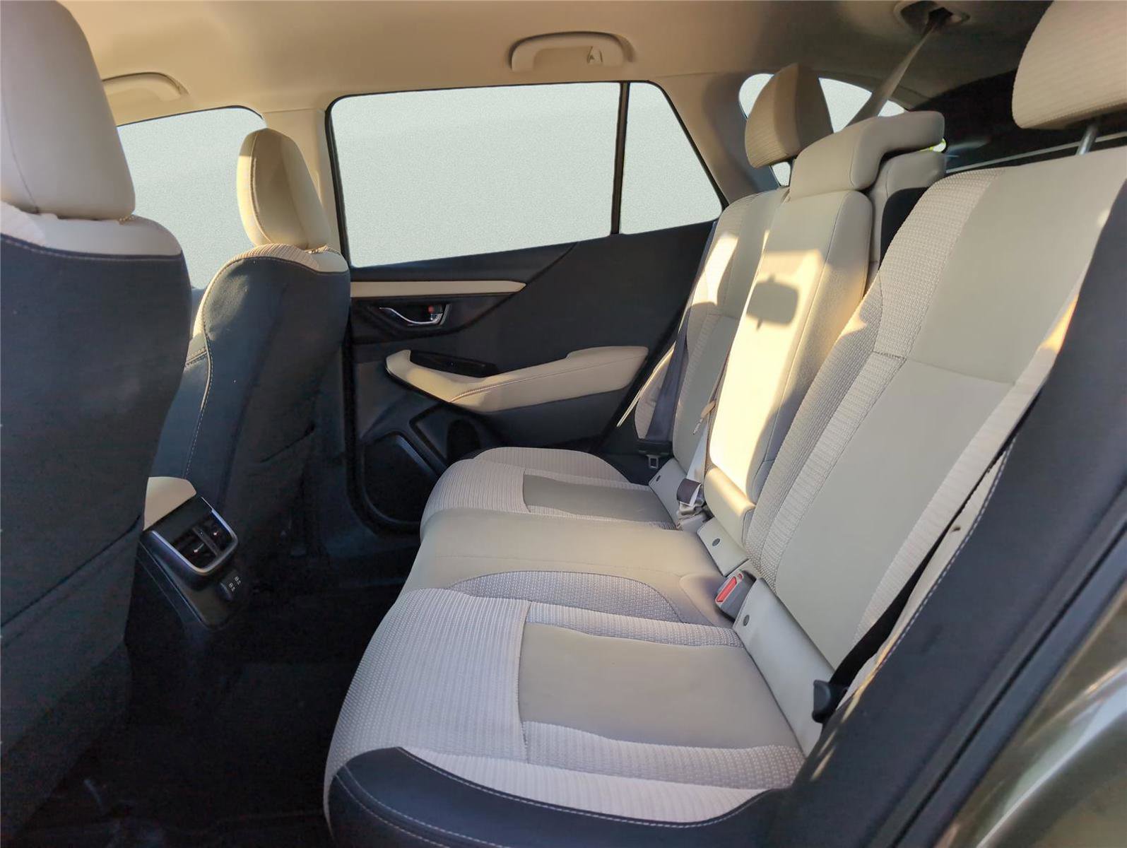 Used 2022 Subaru Outback Premium AWD/4WD image 28