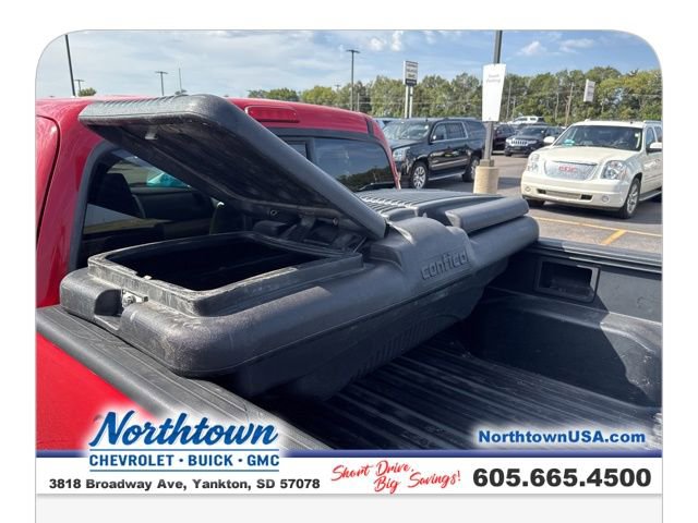 Used 2005 Toyota Tacoma PreRunner image 21