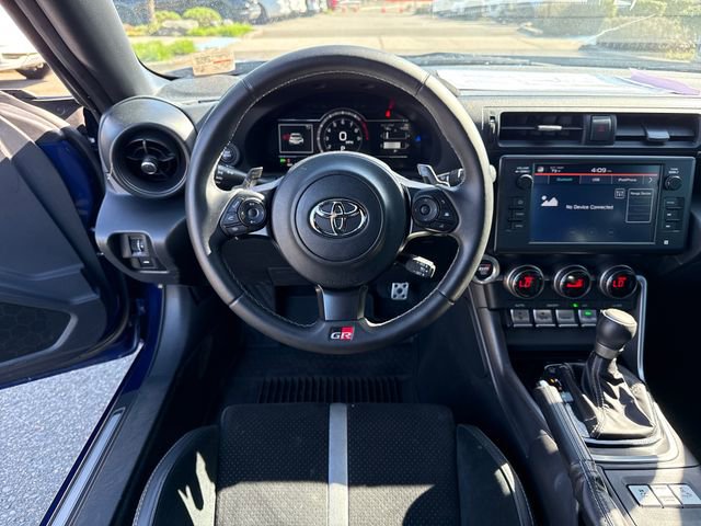 Used 2024 Toyota GR86 Premium RWD image 31