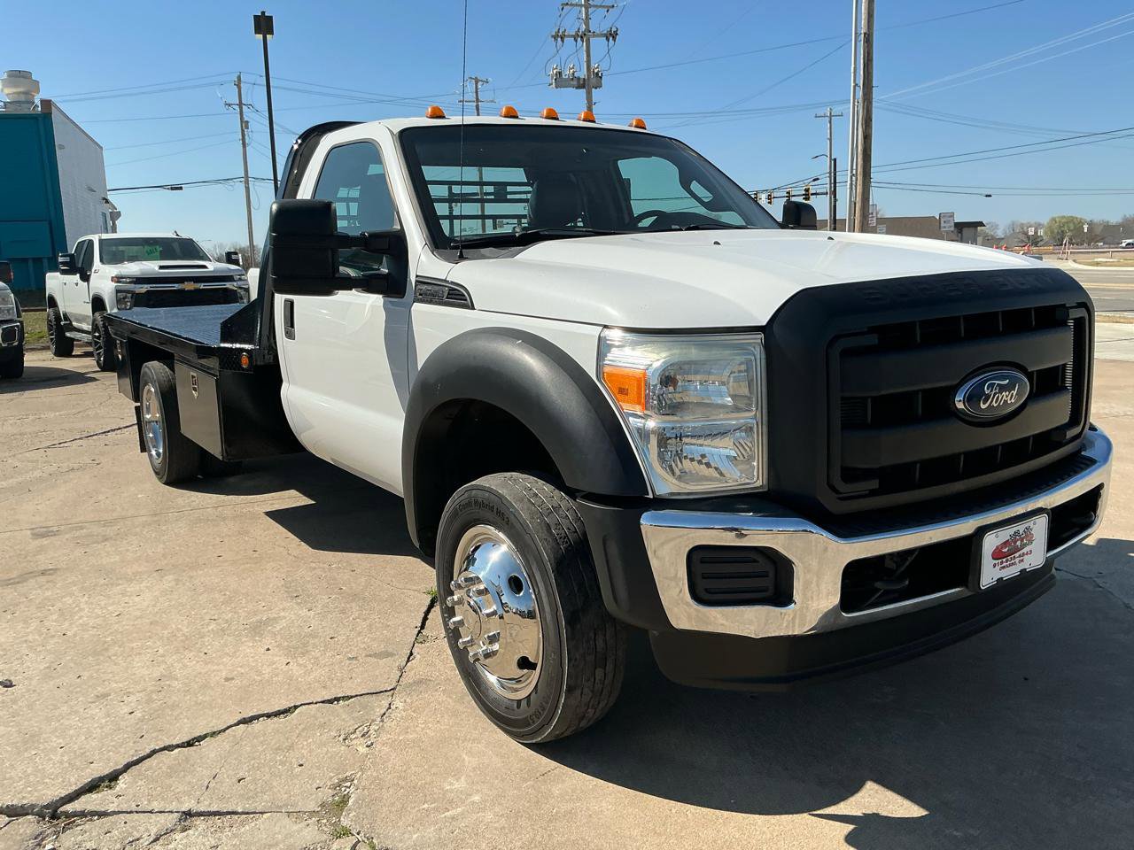 Used 2015 Ford F550 Regular Cab DRW 2WD image 4
