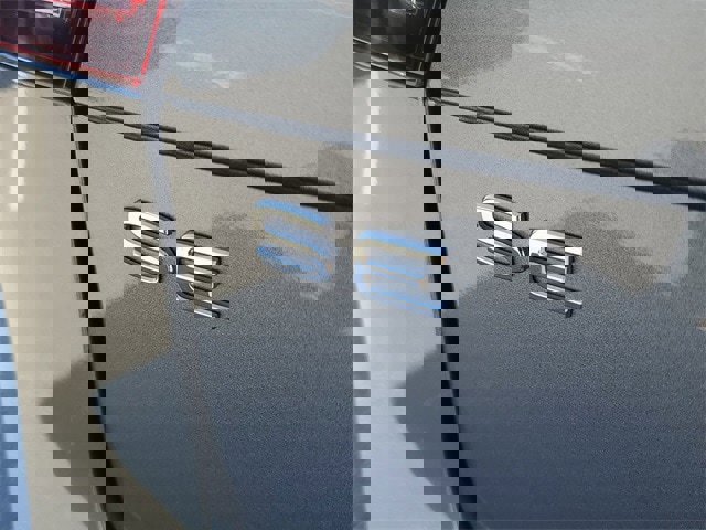 Certified 2023 Volkswagen Tiguan SE image 6