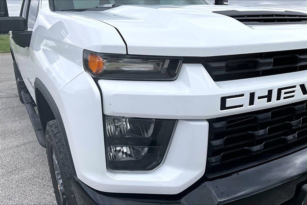 Used 2023 Chevrolet Silverado 2500 Custom w/ Custom Value Package AWD/4WD image 27