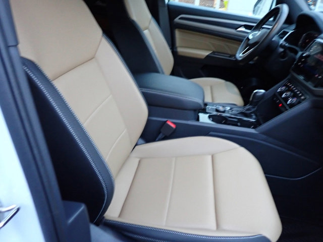 Used 2023 Volkswagen Atlas Cross Sport SE image 11