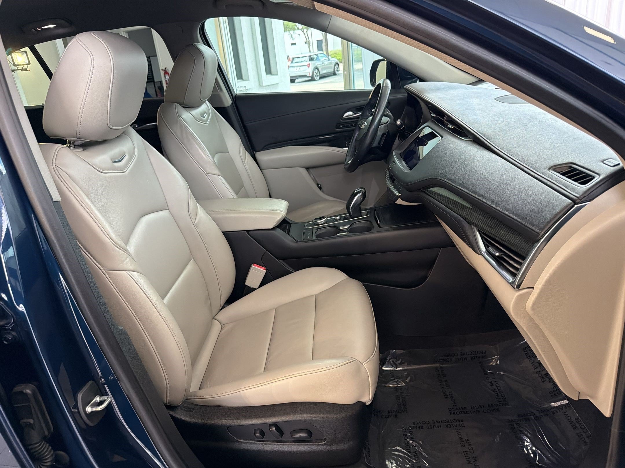 Used 2019 Cadillac XT4 Premium Luxury w/ Driver Awareness Package FWD image 22