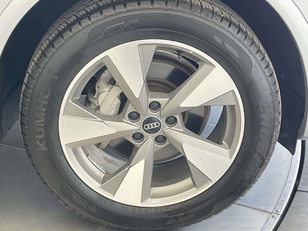 Certified 2023 Audi Q5 Prestige w/ Prestige Package image 14