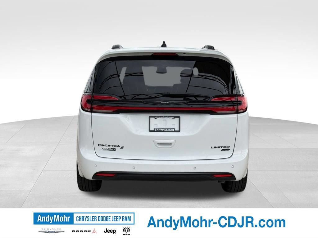 Used 2024 Chrysler Pacifica Limited w/ S Appearance Package AWD/4WD image 6