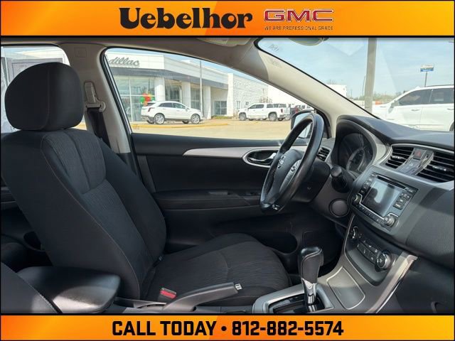 Used 2015 Nissan Sentra SV image 2