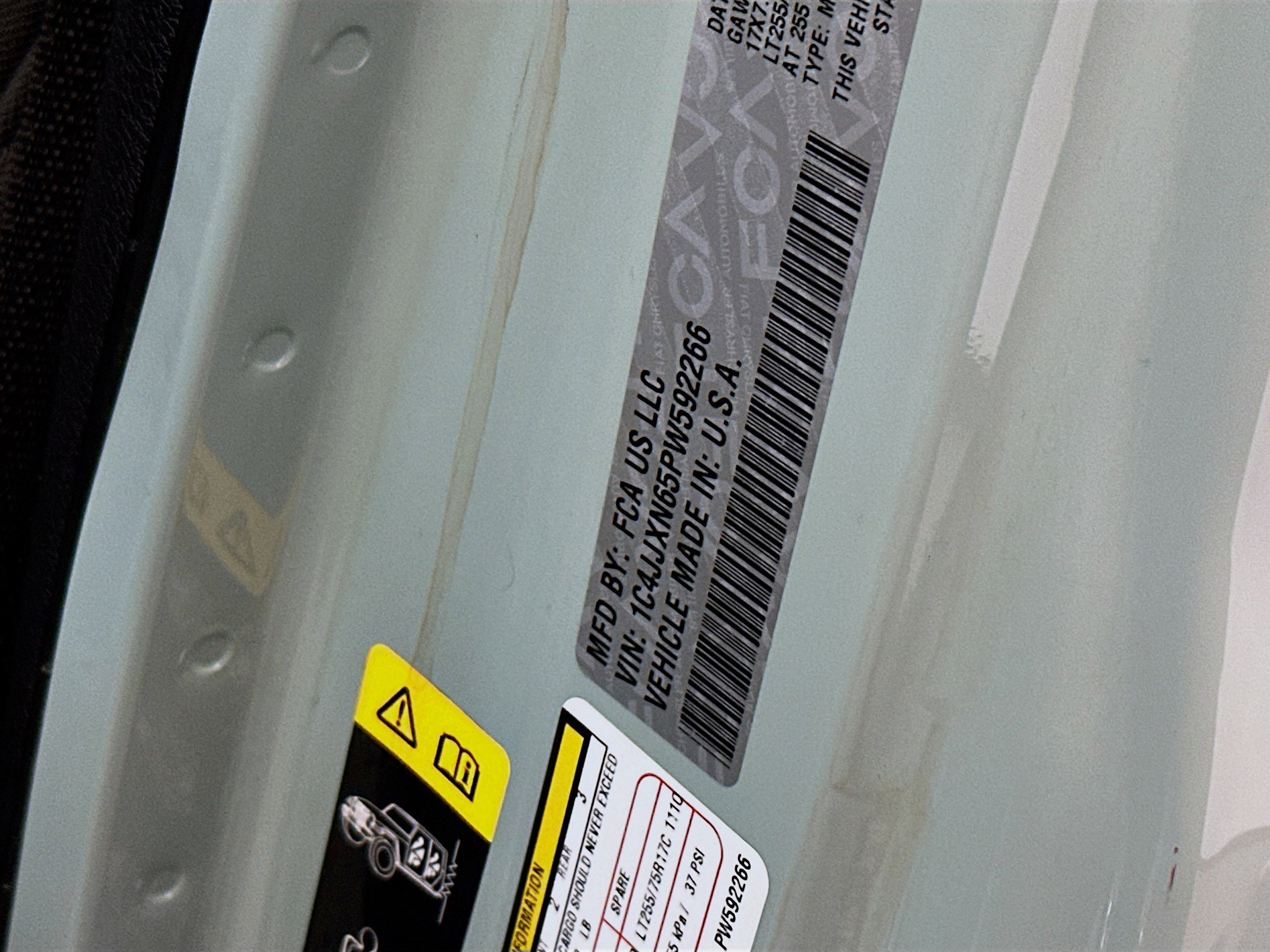 Used 2023 Jeep Wrangler Unlimited image 12