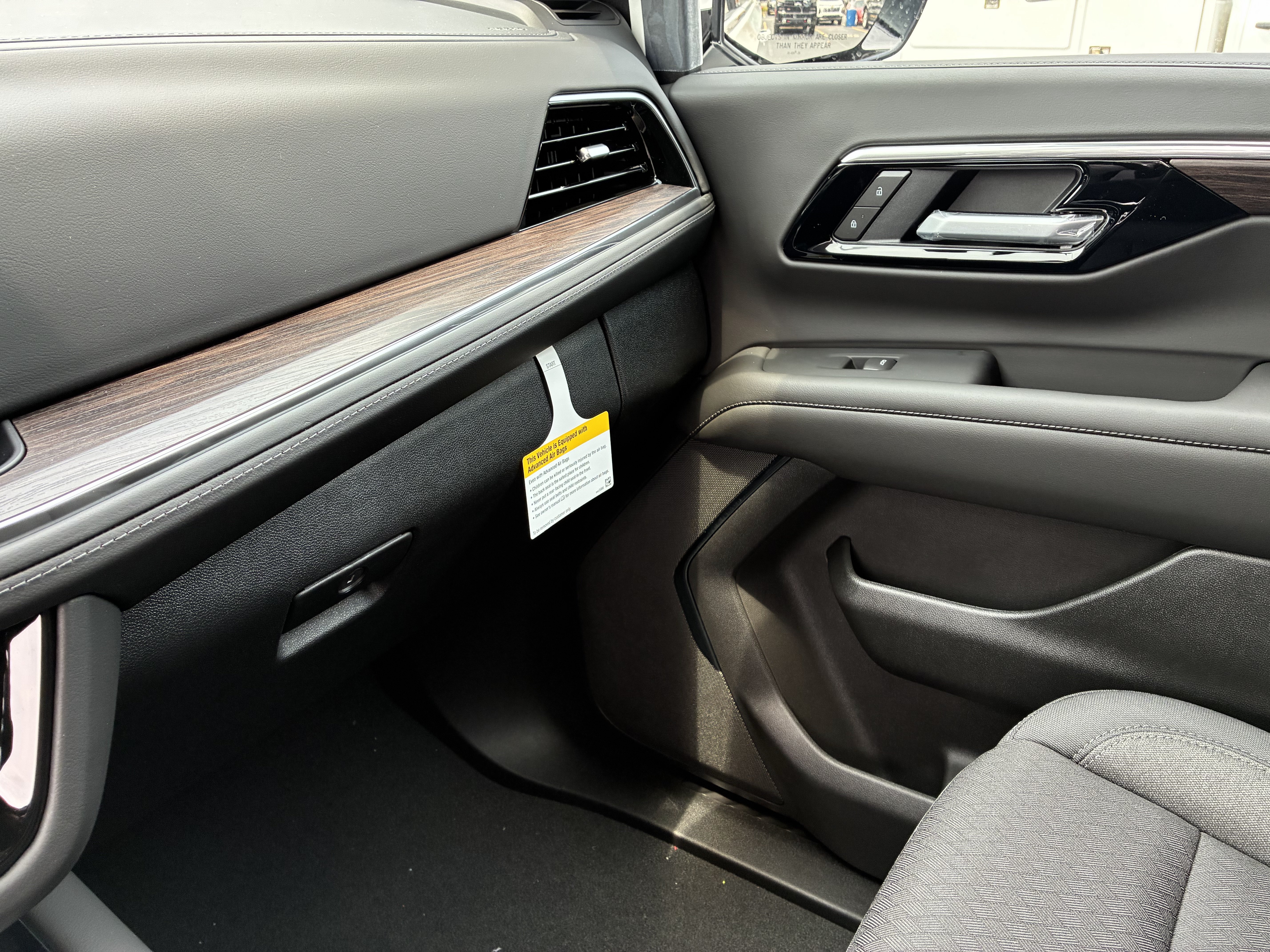 New 2026 Chevrolet Suburban LS w/ Max Trailering Package RWD image 36