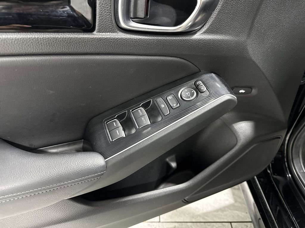 Used 2025 Honda Civic Sport Touring image 24