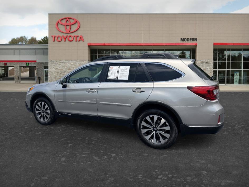 Used 2017 Subaru Outback 3.6R Limited AWD/4WD image 5