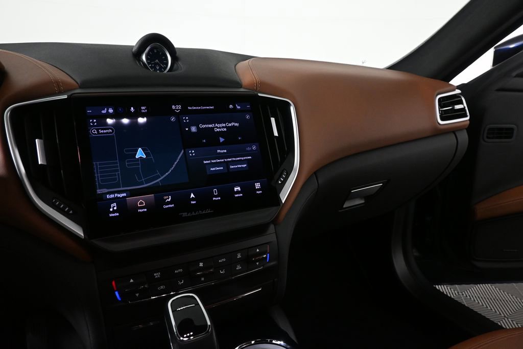 Used 2022 Maserati Ghibli Modena RWD image 13
