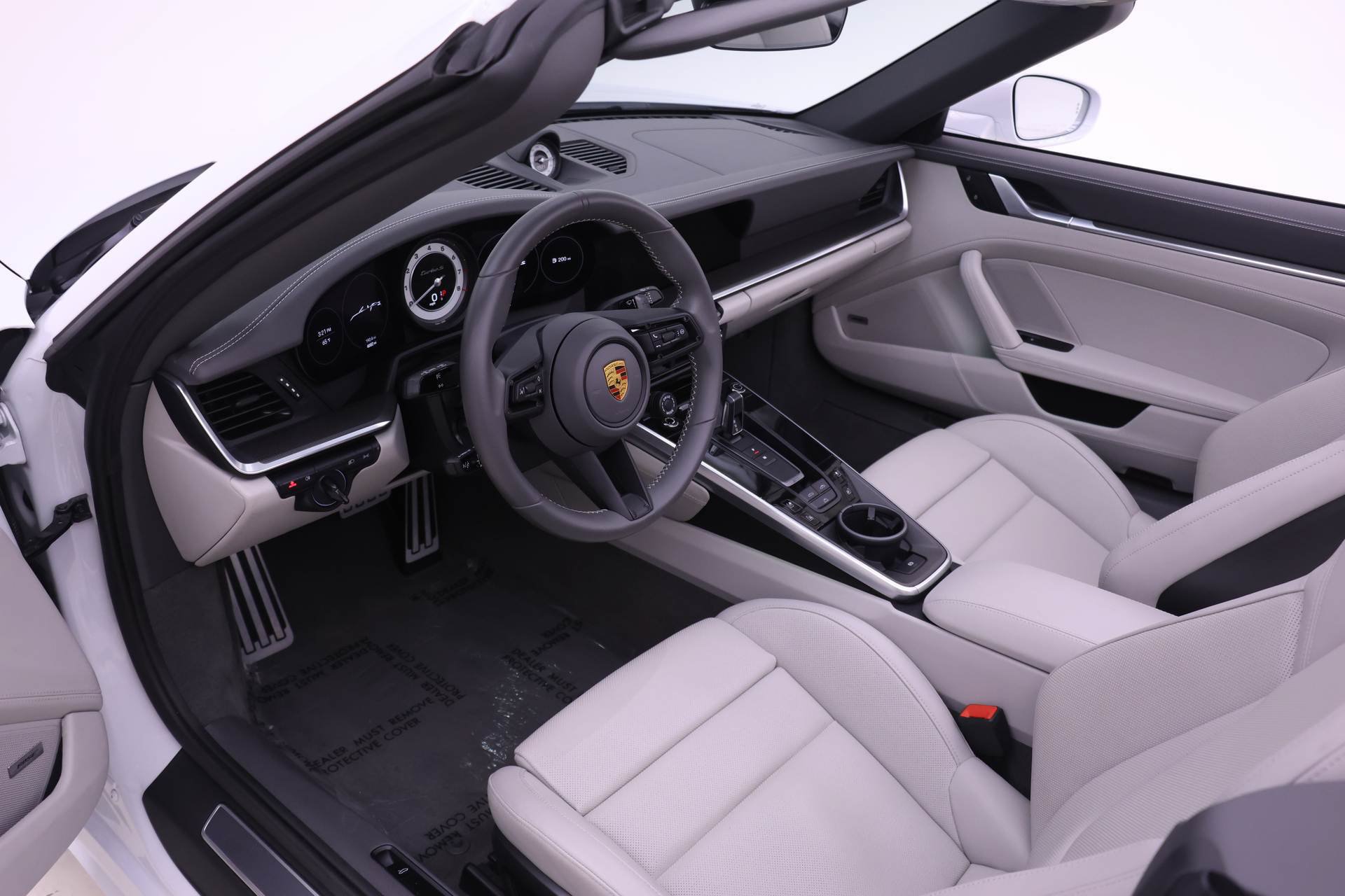 Certified 2022 Porsche 911 Turbo S AWD/4WD image 4