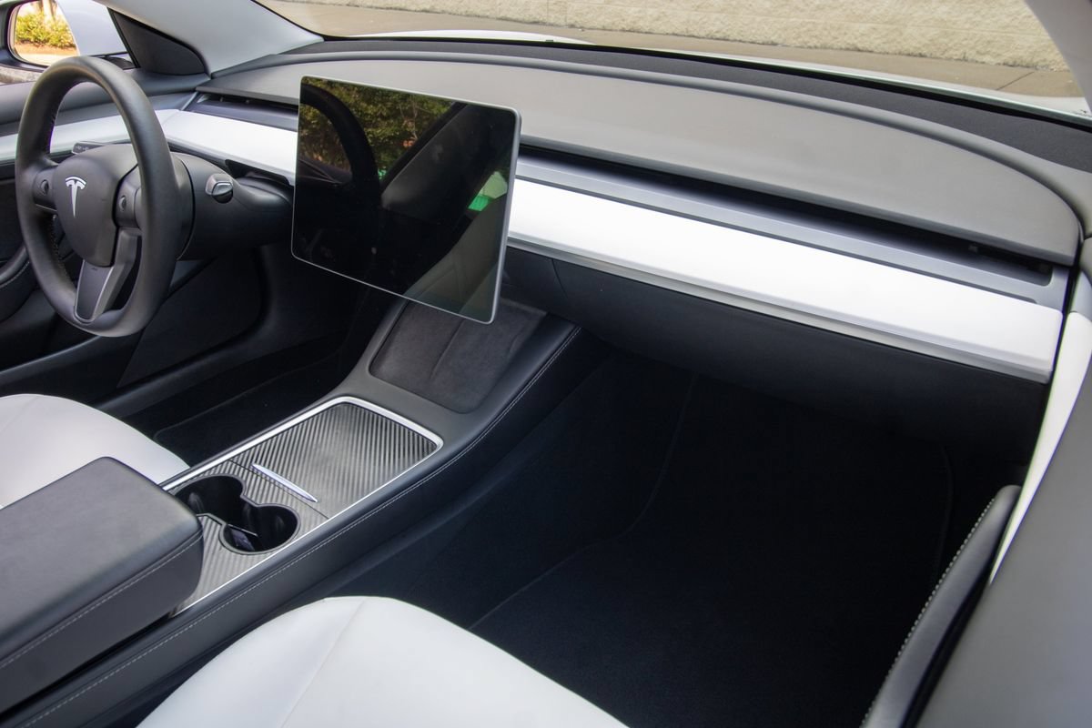 Used 2022 Tesla Model 3 Long Range AWD/4WD image 22