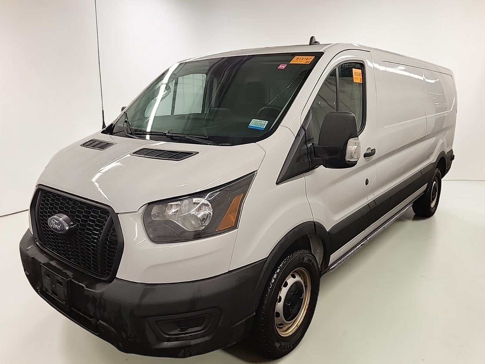 Used 2021 Ford Transit 150 Low Roof RWD image 3