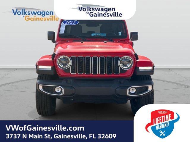 Used 2025 Jeep Wrangler Unlimited Sahara AWD/4WD image 9