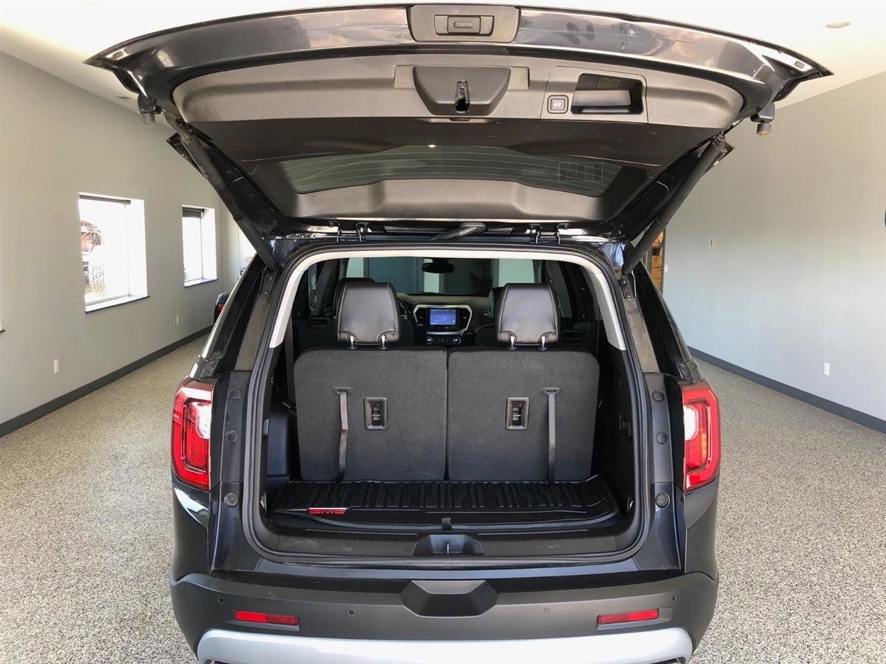 Used 2020 GMC Acadia SLT w/ Driver Alert Package II AWD/4WD image 10