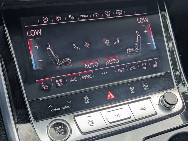 Used 2024 Audi Q8 Prestige w/ Prestige Package AWD/4WD image 24