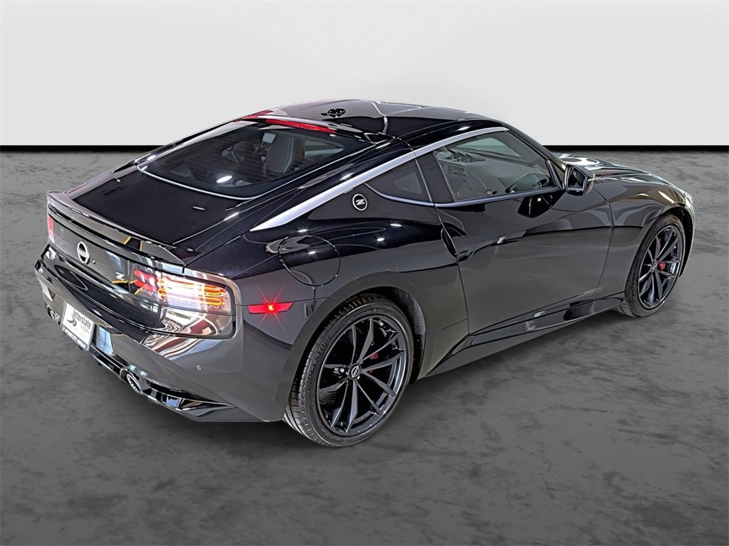 New 2025 Nissan Z Performance w/ Floor Mat Package image 4