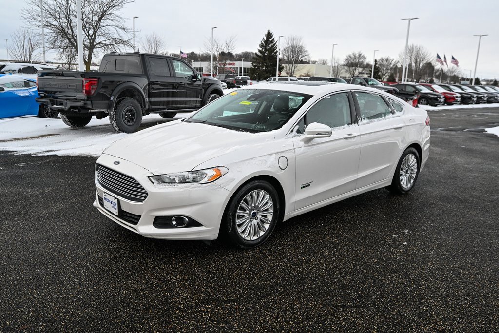 Used 2014 Ford Fusion Energi SE w/ Driver Assist Package image 9