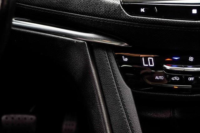 Used 2021 Cadillac XT5 Premium Luxury image 24