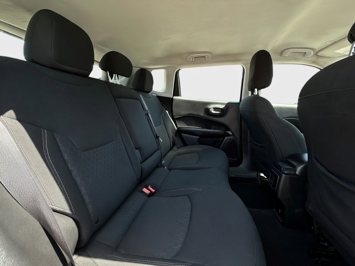 Used 2021 Jeep Compass Sport FWD image 15