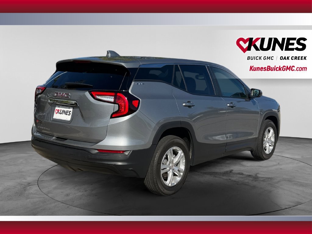 Used 2024 GMC Terrain SLE FWD image 10