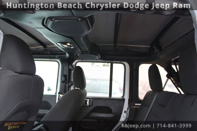Used 2023 Jeep Wrangler Sahara image 43