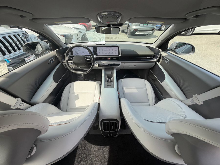 Used 2023 Hyundai Ioniq 6 SEL image 22