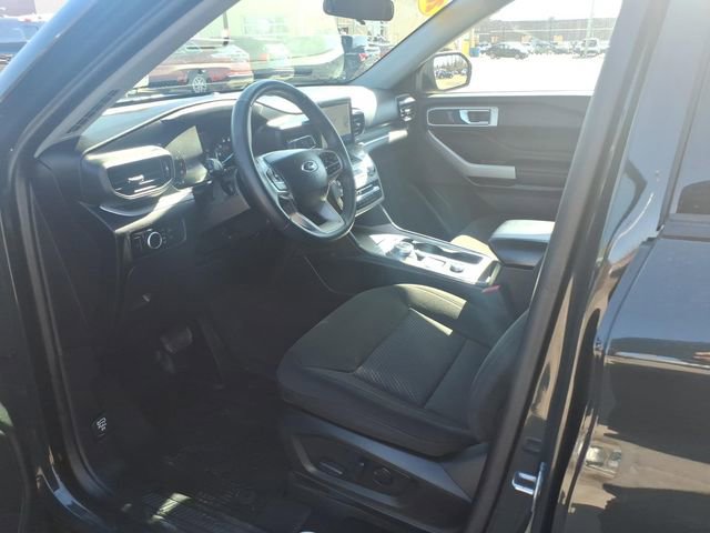 Used 2024 Ford Explorer XLT image 16